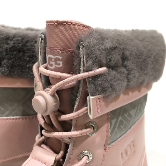 UGG BUTTE II CWR SNOW BOOTS -PINK WATERPROOF LEATHER -KIDS US 4 -NEW - Picture 8 of 12